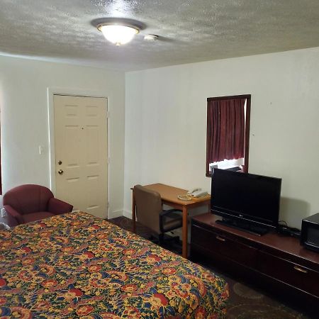 Nakon Motel Candler Exterior photo